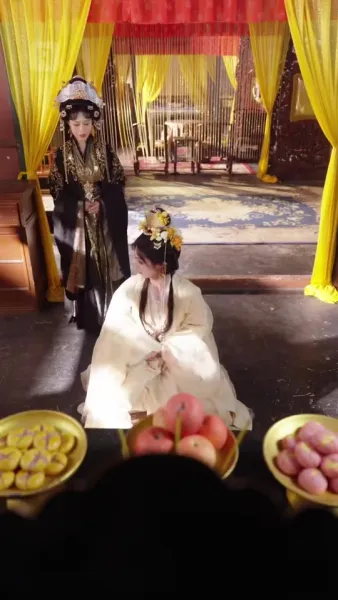 เกิดใหม่ ใต้แสงจันทร์ที่มืดมิด