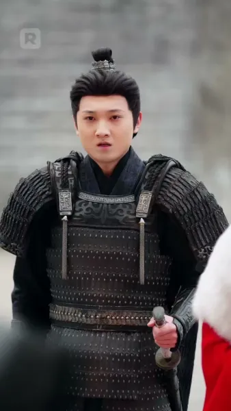 เกิดใหม่ ใต้แสงจันทร์ที่มืดมิด