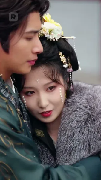 เกิดใหม่ ใต้แสงจันทร์ที่มืดมิด