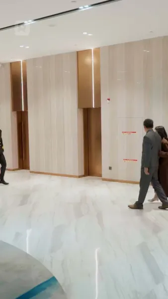 รักยังค้างบนรันเวย์