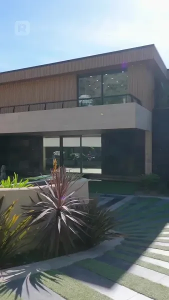 รักยังค้างบนรันเวย์