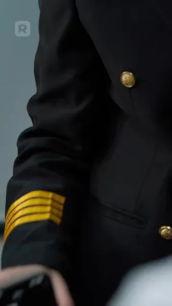 รักยังค้างบนรันเวย์