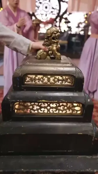 คมดาบอันงดงาม