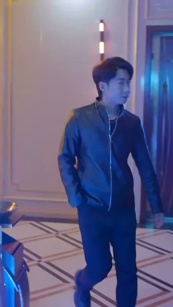 เมืองมังกร : เสือซ่อนเร้นและมังกรแฝงตัว