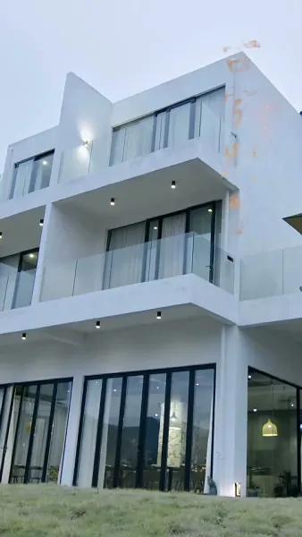 เมืองมังกร : เสือซ่อนเร้นและมังกรแฝงตัว