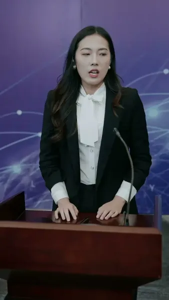 เมืองมังกร : เสือซ่อนเร้นและมังกรแฝงตัว