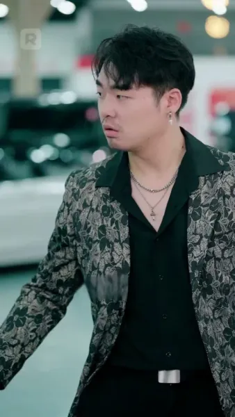 พ่อแม่ผมเป็นมหาเศรษฐีจริงๆ