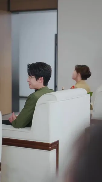 รักอยู่ใกล้แค่เอื้อม