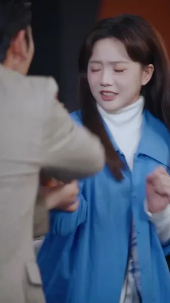 รักอยู่ใกล้แค่เอื้อม