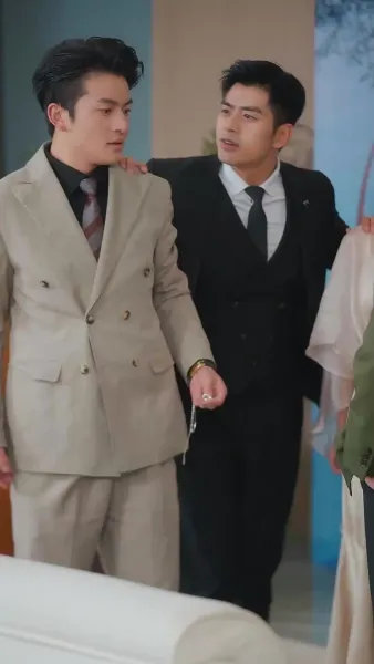 รักอยู่ใกล้แค่เอื้อม