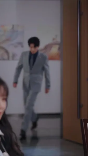 รักอยู่ใกล้แค่เอื้อม