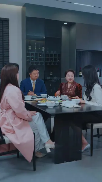 รักอยู่ใกล้แค่เอื้อม