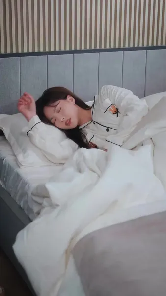 รักอยู่ใกล้แค่เอื้อม