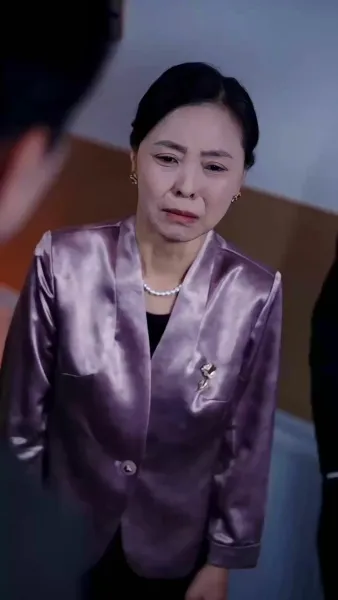 หัวใจยังเป็นของเธอ