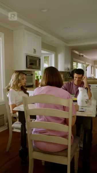 กองหลังข้างบ้าน