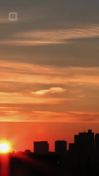 กองหลังข้างบ้าน