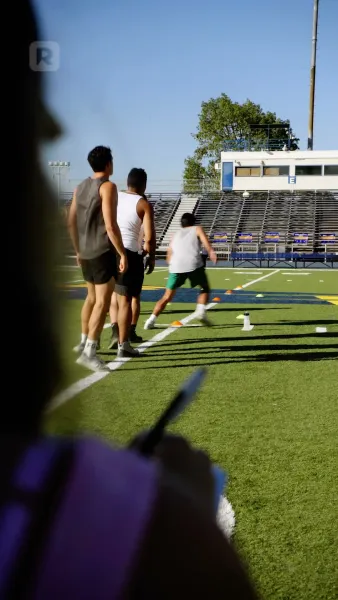 กองหลังข้างบ้าน