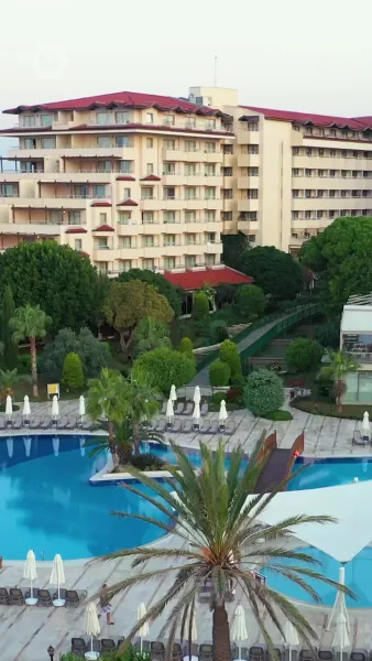 รักนอกสนาม