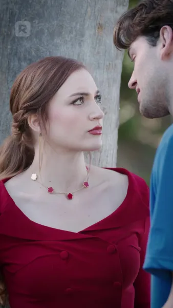 รักนอกสนาม