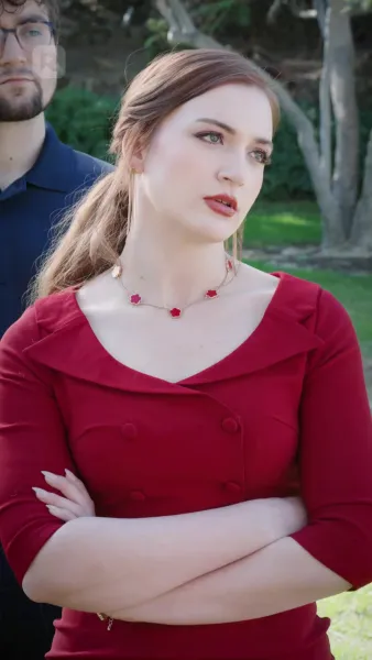 รักนอกสนาม