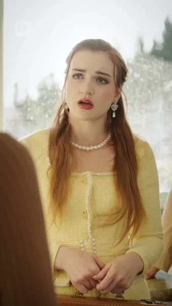 รักนอกสนาม