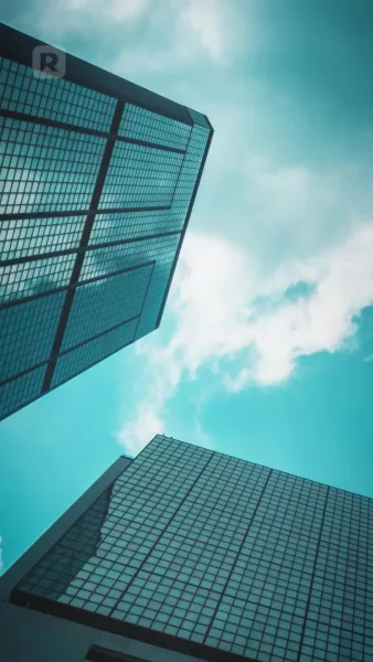 รักนอกสนาม