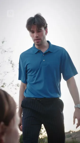 รักนอกสนาม