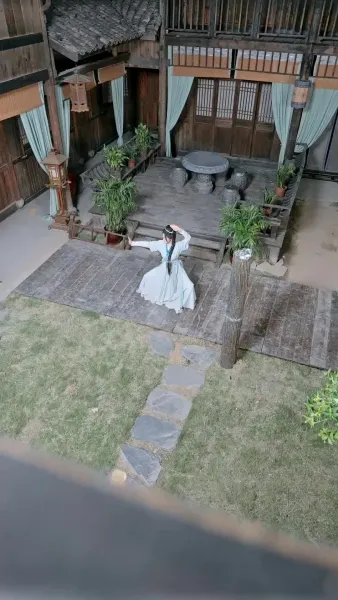 เปิดเกมยุคอดอยาก ฉันเลี้ยงดูท่านอ๋องด้วยมิติเก็บของ