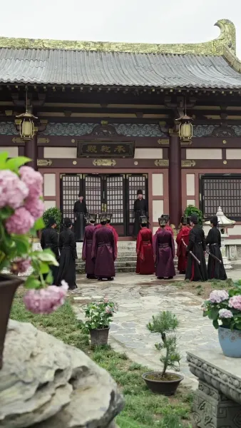 ศึกรักลวงบัลลังก์