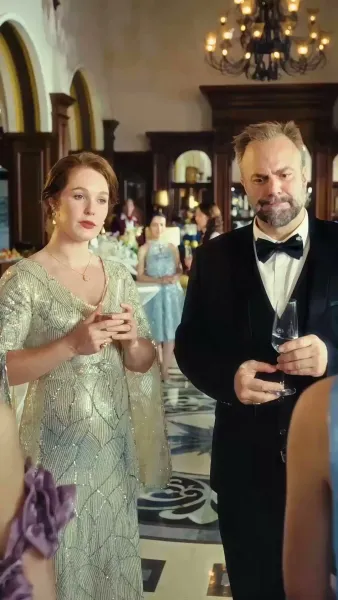 ทายาทสาวผู้หวนคืน