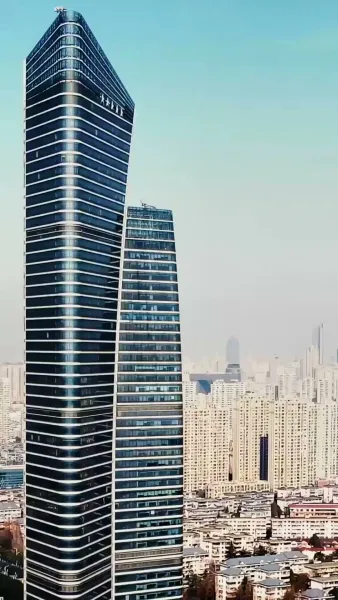 ทายาทสาวผู้หวนคืน