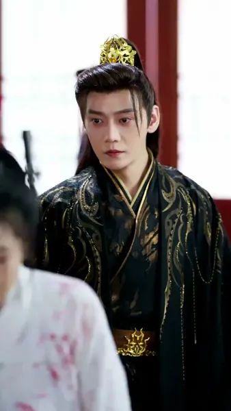 หงส์คืนบัลลังก์