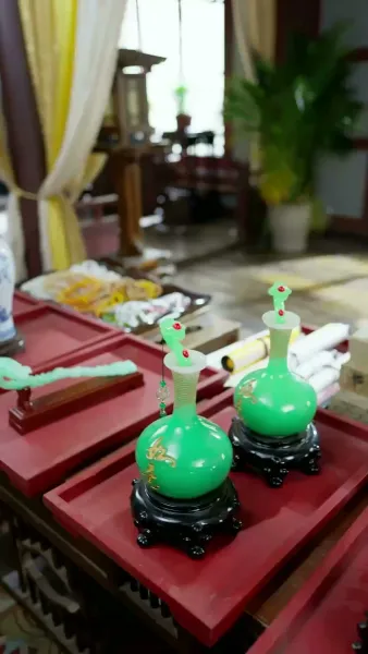 หงส์คืนบัลลังก์