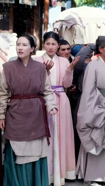 หงส์คืนบัลลังก์