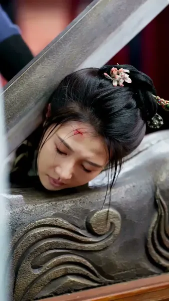 หงส์คืนบัลลังก์