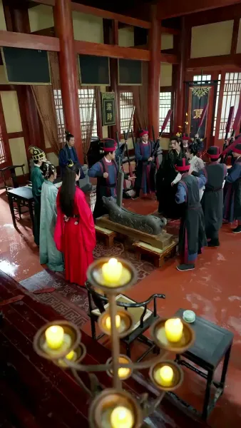 หงส์คืนบัลลังก์