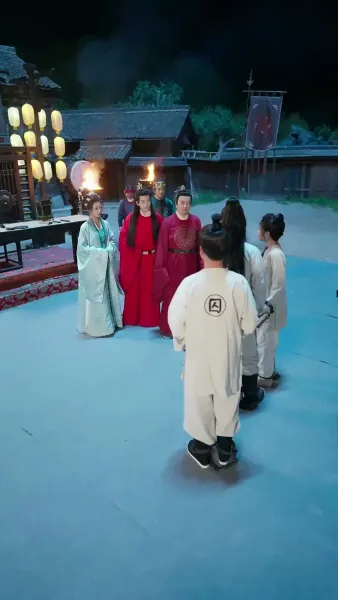 หงส์คืนบัลลังก์