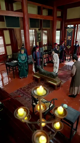 หงส์คืนบัลลังก์