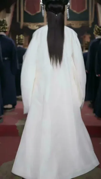 หงส์คืนบัลลังก์