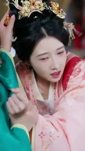 หงส์คืนบัลลังก์