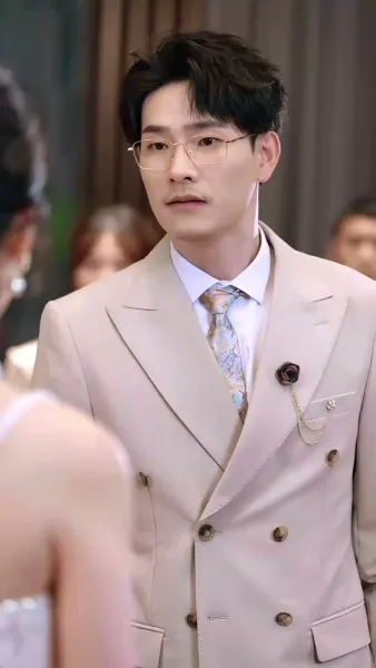 ของขวัญวันทรยศ