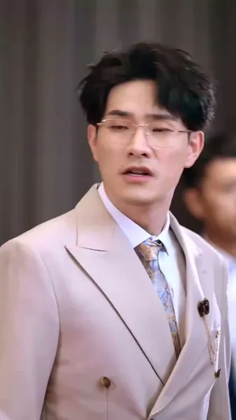 ของขวัญวันทรยศ