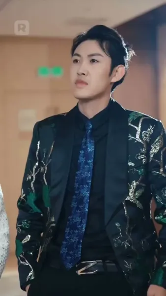 มังกรผงาดฟ้า