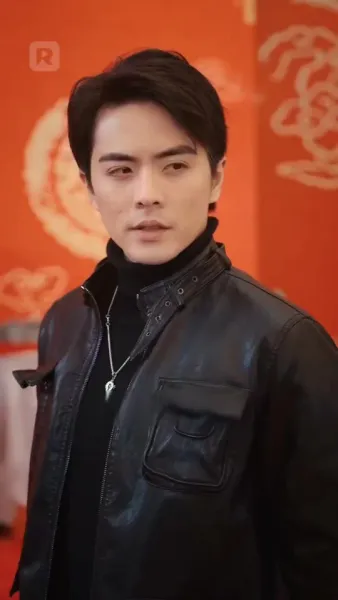 มังกรผงาดฟ้า