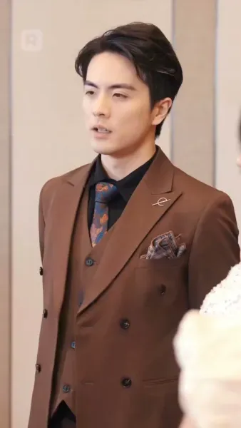 มังกรผงาดฟ้า