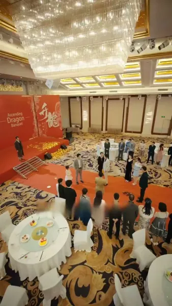 มังกรผงาดฟ้า