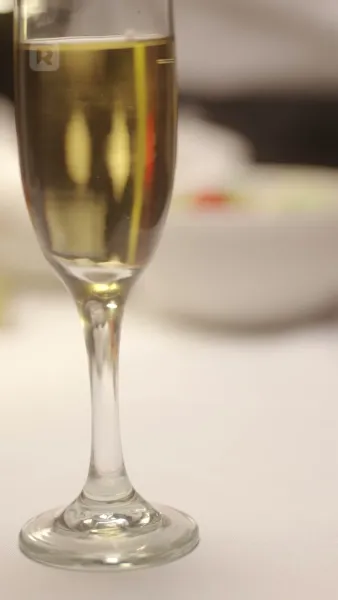 ถูกมัดด้วยเกียรติยศ: ถูกลักพาตัวโดยราชามาเฟีย