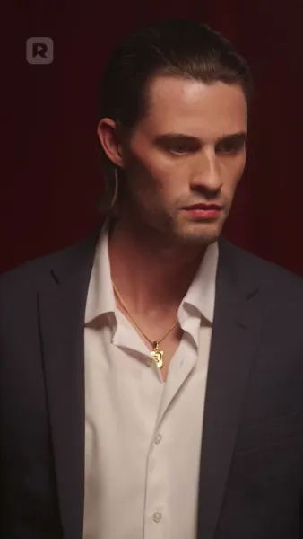 ถูกมัดด้วยเกียรติยศ: ถูกลักพาตัวโดยราชามาเฟีย