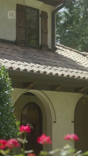 ถูกมัดด้วยเกียรติยศ: ถูกลักพาตัวโดยราชามาเฟีย