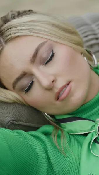 ถูกมัดด้วยเกียรติยศ: ถูกลักพาตัวโดยราชามาเฟีย